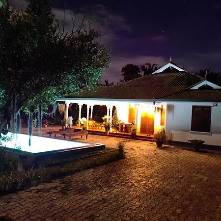 Tranquility Guest House Hikkaduwa Buitenkant foto
