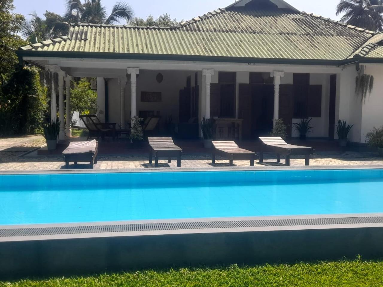 Tranquility Guest House Hikkaduwa Buitenkant foto