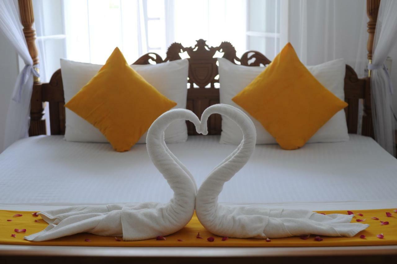 Tranquility Guest House Hikkaduwa Buitenkant foto